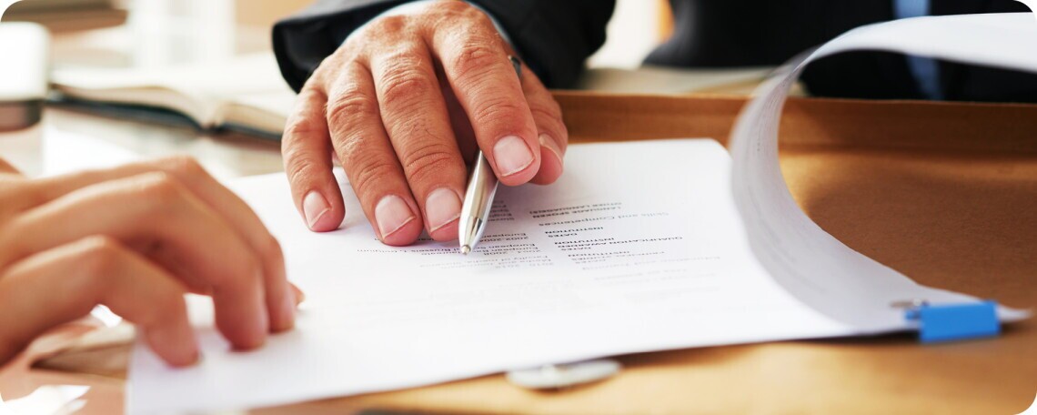 Mitarbeiter Due Diligence (m/w/d), 1. Bild